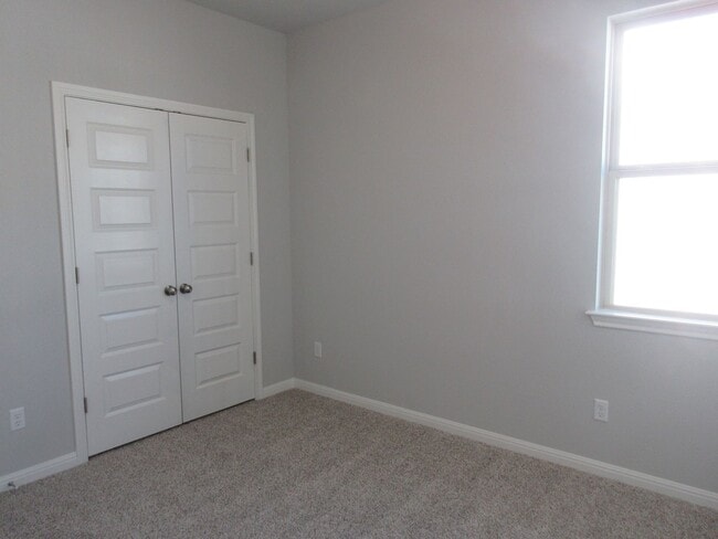 Building Photo - 3-Bedroom/2-bath in Crystal Springs - Leander ISD