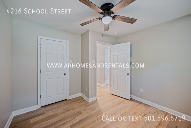 Building Photo - 4216 School St