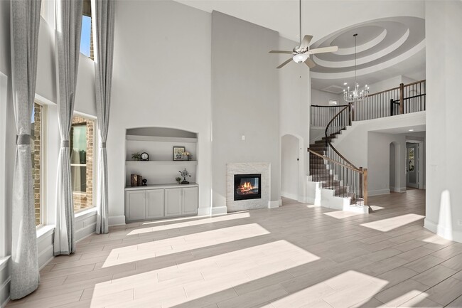 Building Photo - 21215 Central Vly Ln