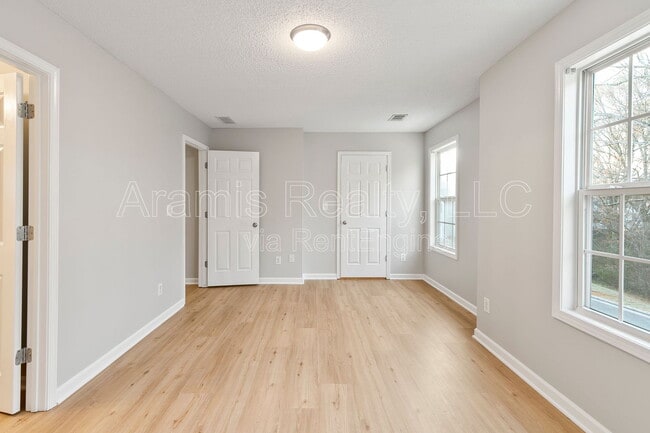 Building Photo - 129 Prospect Path