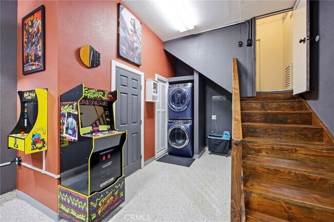 Building Photo - 528 Brentwood Dr