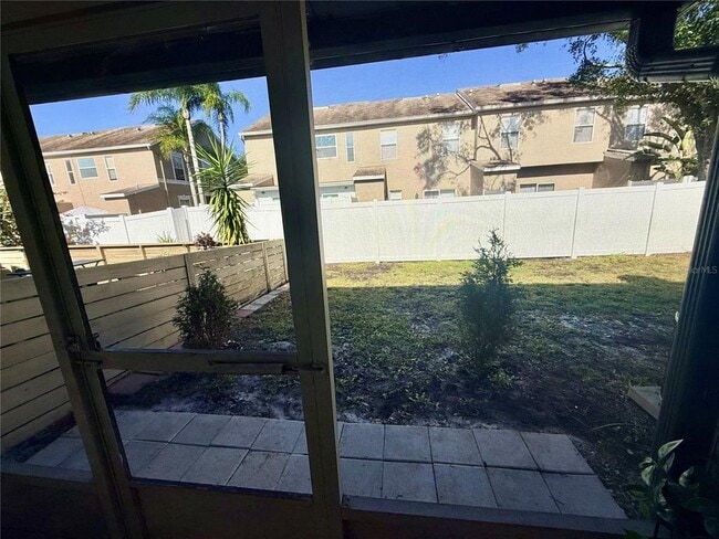 Building Photo - 10053 Lake Oak Cir