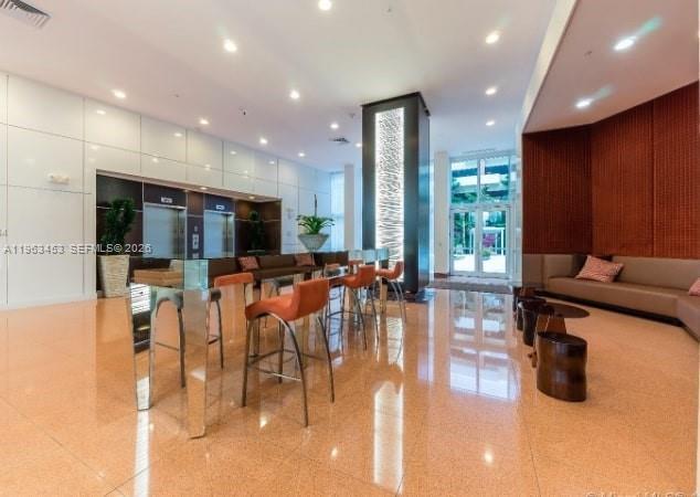 Building Photo - 2775 NE 187th St