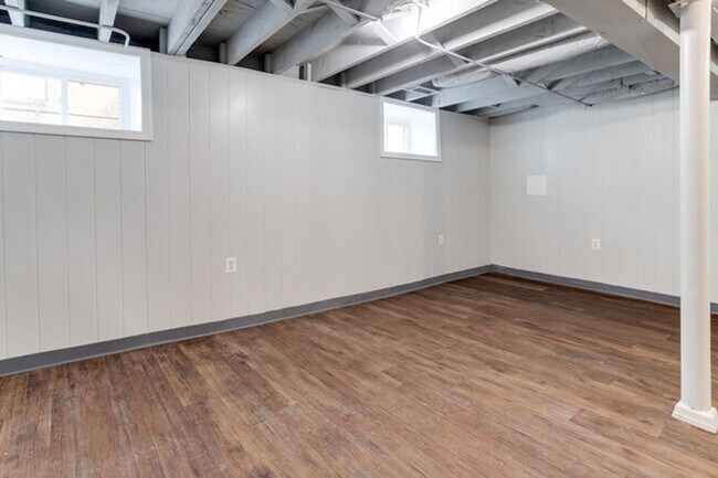 Building Photo - 3209 Moravia Rd