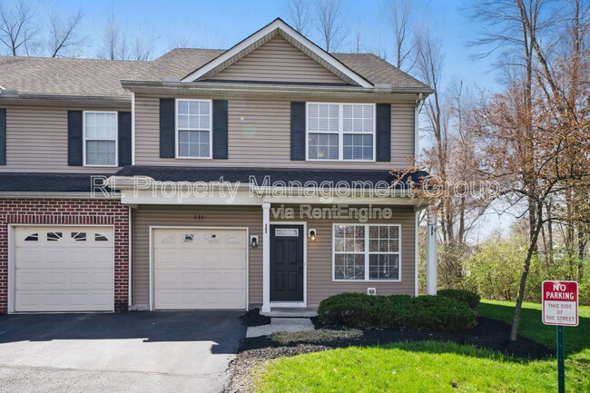 Primary Photo - 646 Grove Cir