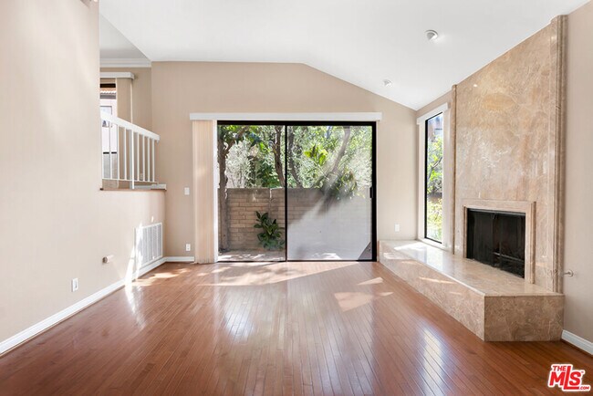 Building Photo - 21820 Marylee St