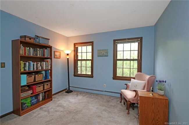 Building Photo - 854 Bullet Hill Rd