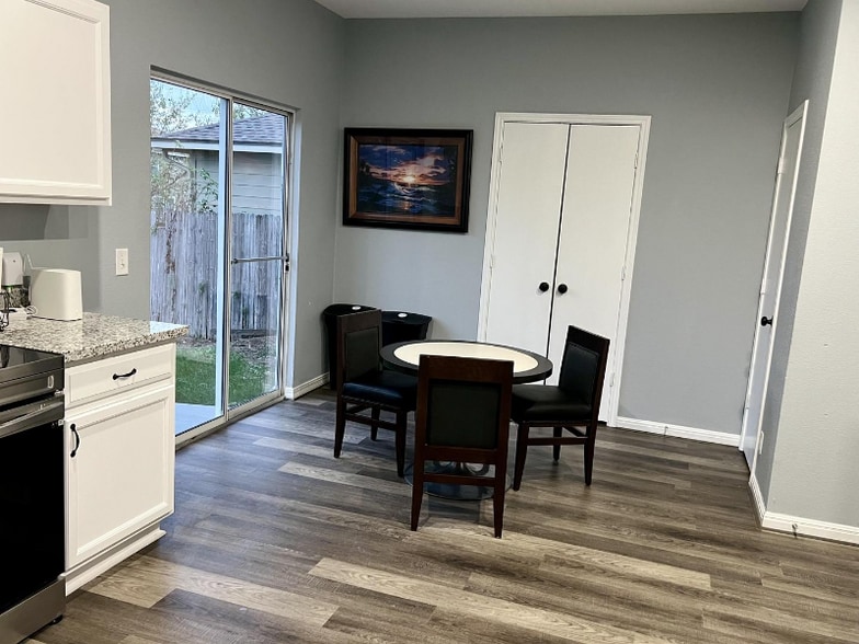 Building Photo - 4718 Dorchester Heights Ln