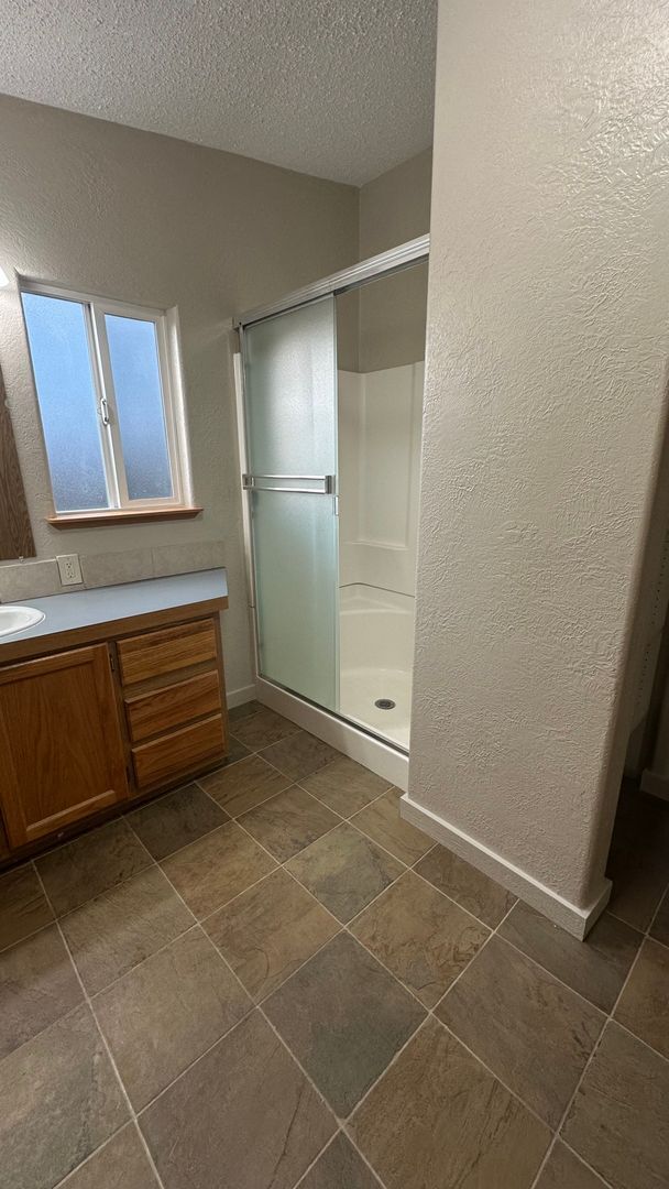 Building Photo - 3 Bedroom Manufactured Home in 55+Older