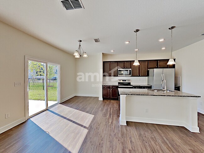 Building Photo - 10315 Watercrest Ct