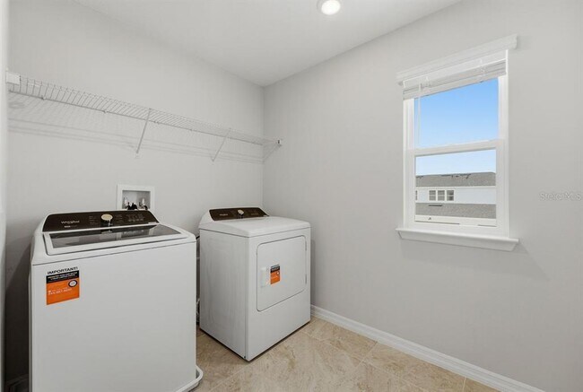 Building Photo - 6254 Sunny Time Ave