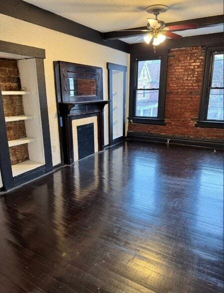 Building Photo - 303 Peebles St