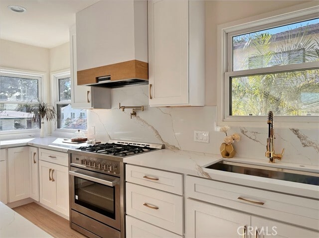 Building Photo - 1318 S Helberta Ave