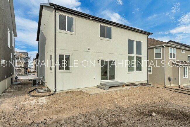Building Photo - 4283 W Gate Keeper Dr
