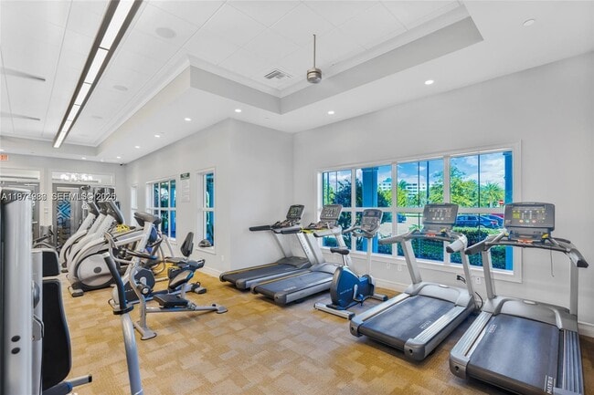 Building Photo - 932 Banyan Dr