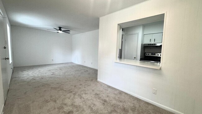 Building Photo - 9005 Gaylord Dr