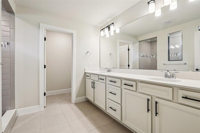 Building Photo - 4103 Meandering Bay Dr