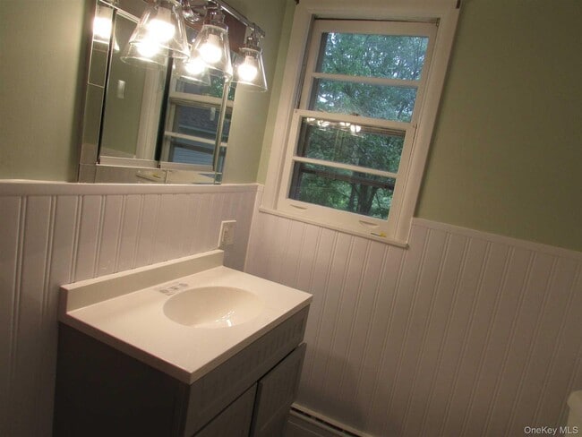 Building Photo - 361 NY-376