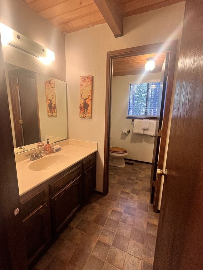 Building Photo - Tahoe Donner