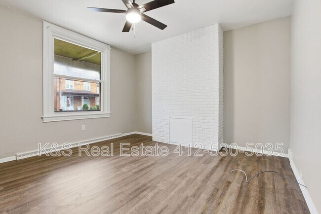 Building Photo - 29 E Orchard Ave