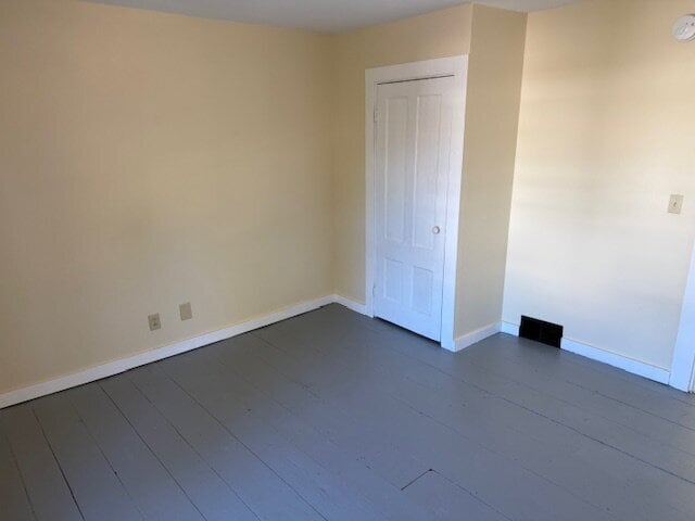 Building Photo - Newly Updated!! 3 Bed, 1 Bath Apartment in...