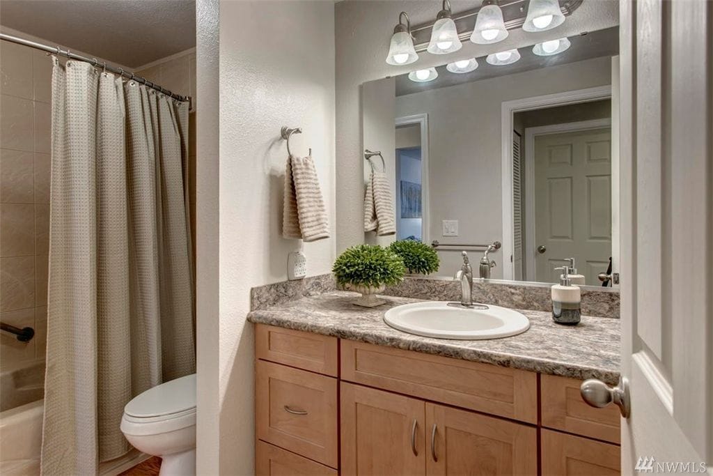 Building Photo - 14306 126th Avenue Northeast