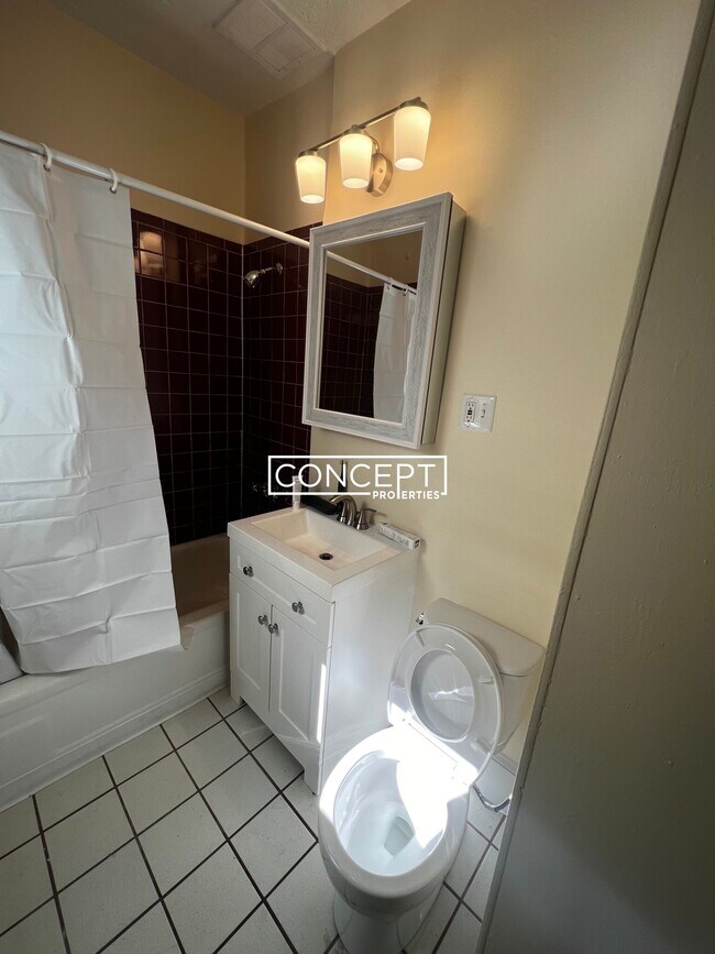 Building Photo - 883A Huntington Ave. Unit 7B