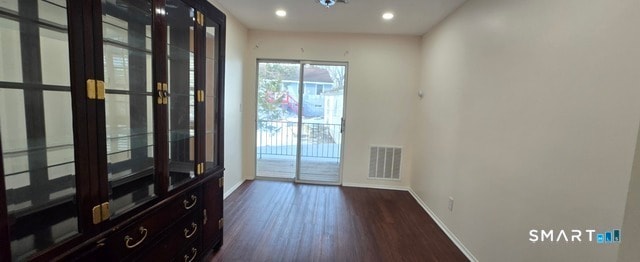 Building Photo - 50 Greenhouse Rd