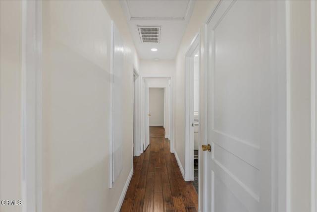 Building Photo - 13902 Calvert St