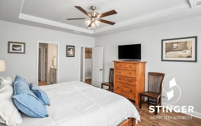 Building Photo - 1174 Danner Dr
