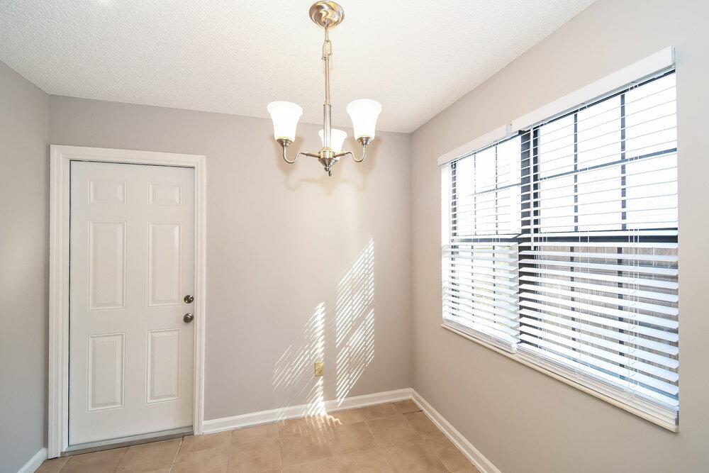 Building Photo - 3860 English Colony Dr S