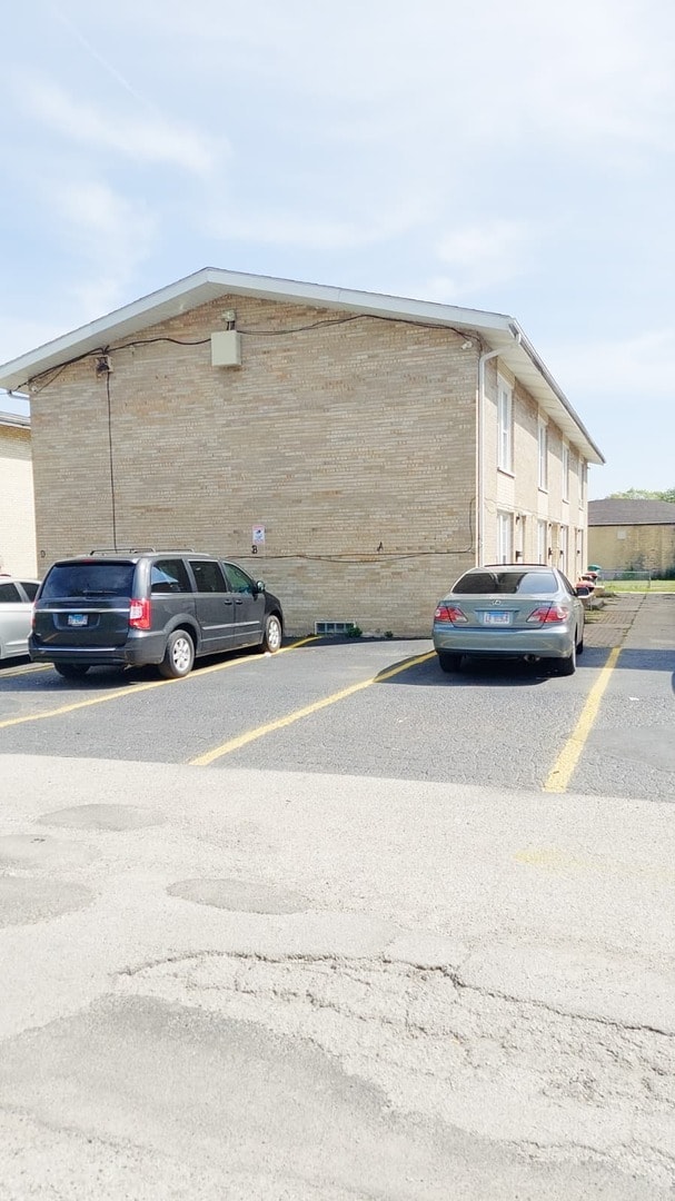 Building Photo - 2200 Hebron Ave