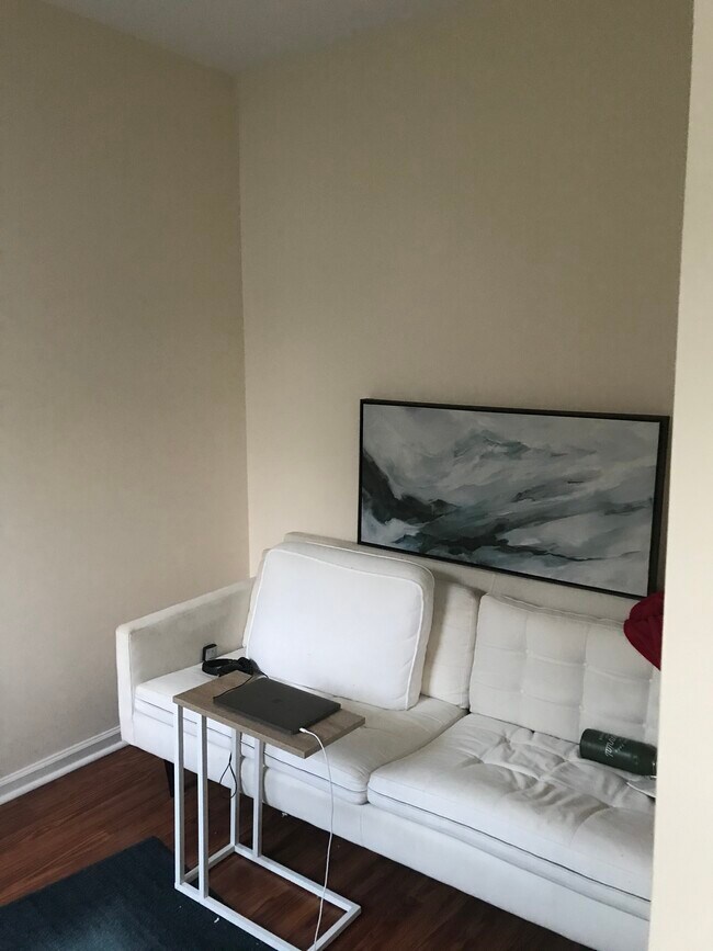 Alcove - 345 E 119th St