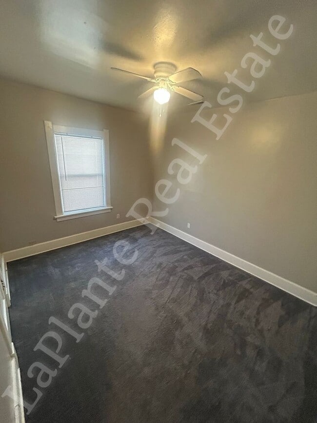 Building Photo - 3137 Kimball Ave