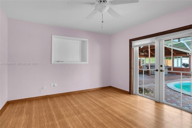 Building Photo - 17320 SW 89th Ave