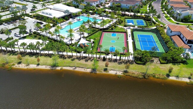 Building Photo - 3019 Franklin Pl