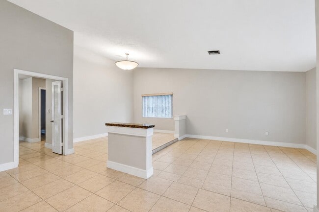 Building Photo - 2403 NW 118th Terrace
