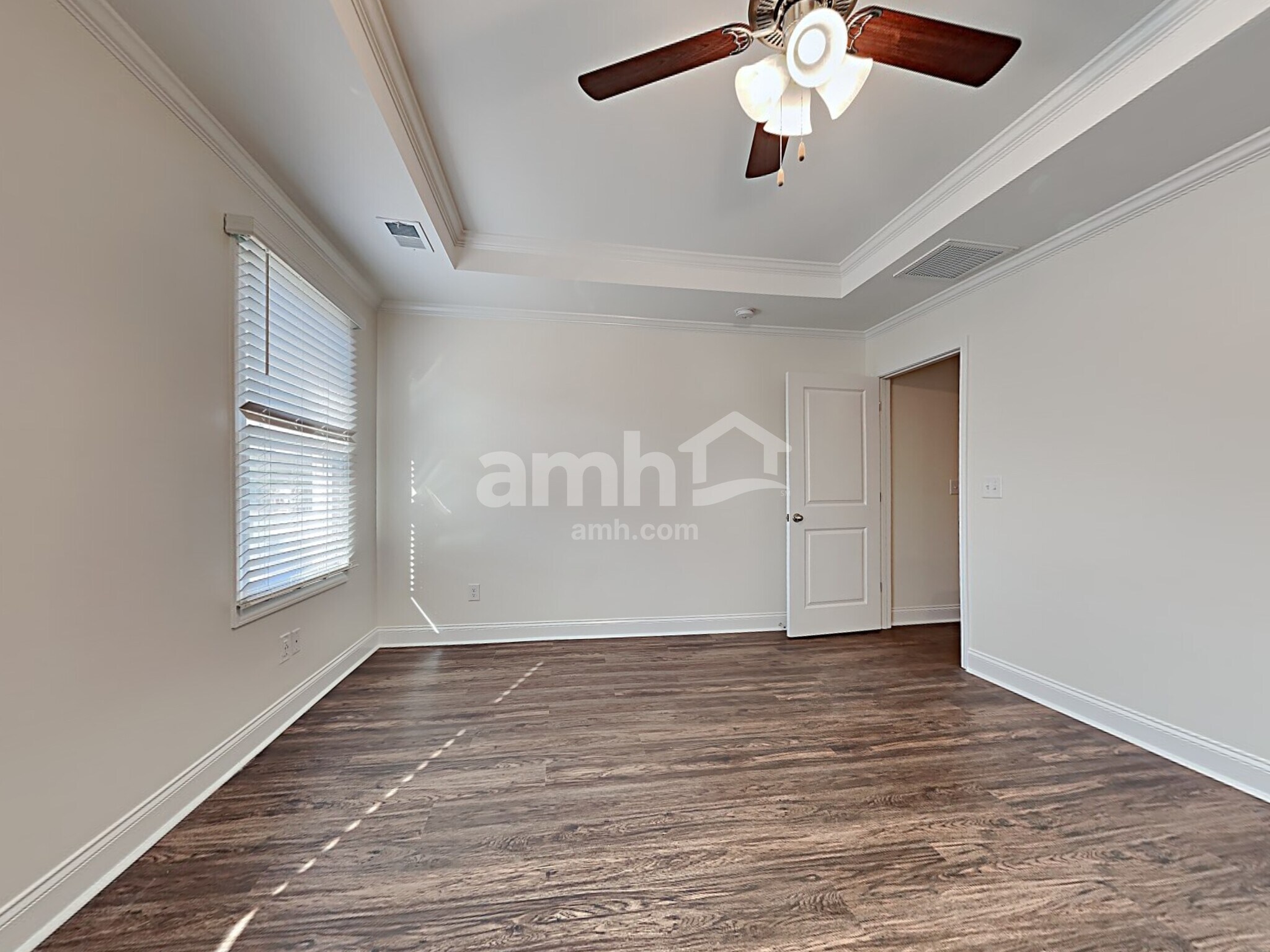 Building Photo - 410 Wright Rd A