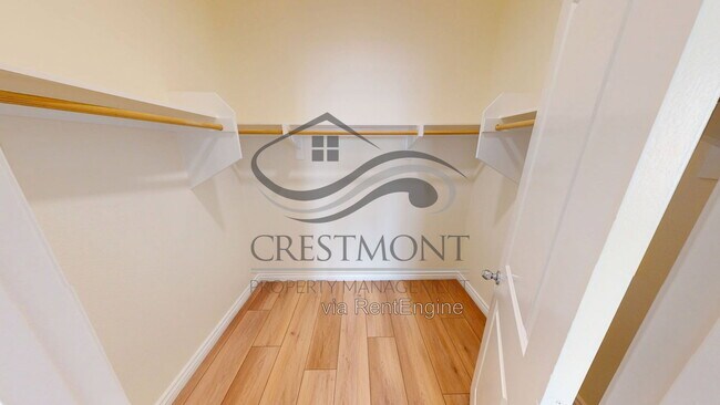 Building Photo - 515 Surfbird Ln