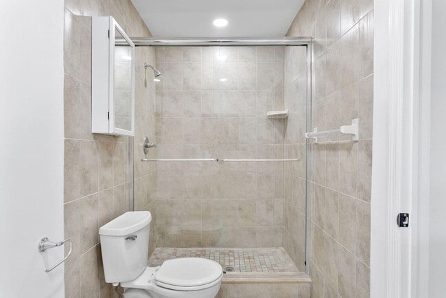 Building Photo - 105 NW 7th Ct