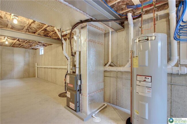 Building Photo - 1055 Decatur St