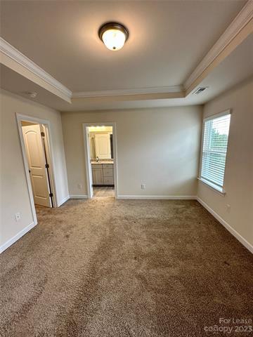 Building Photo - 5840 Clan MacLaine Dr