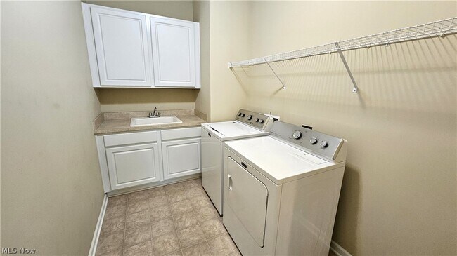 Building Photo - 7226 Dursley Ct