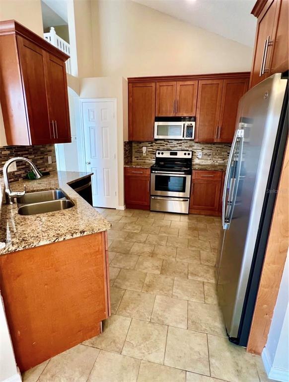 Building Photo - 2621 Star Lake View Dr