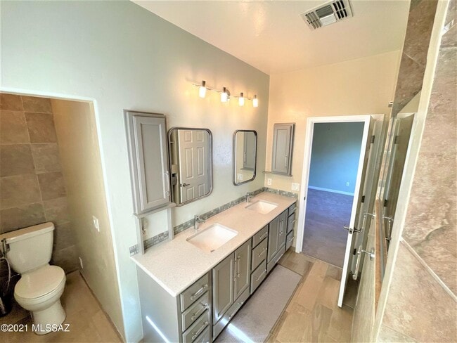 Building Photo - 5579 W Dove Loft Dr