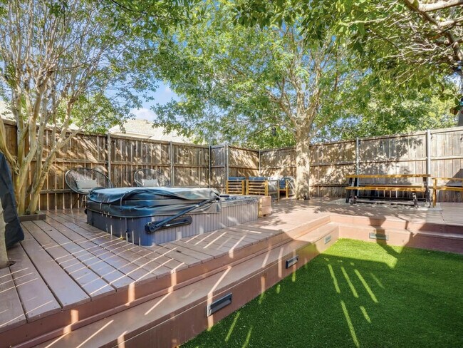 Building Photo - 4215 Voss Hills Pl