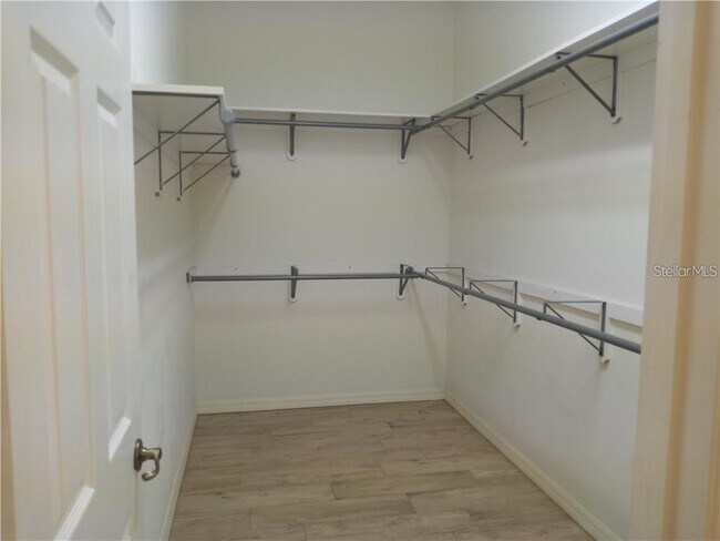 Building Photo - 5069 Flagstone Dr