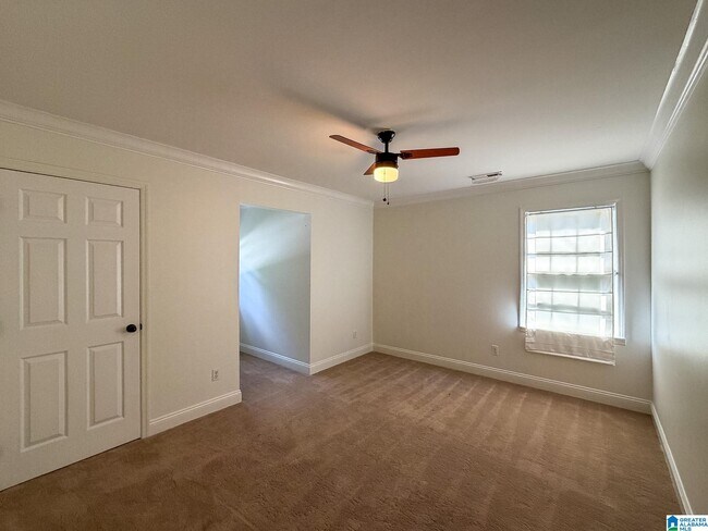 Building Photo - 649 Olde Towne Ln