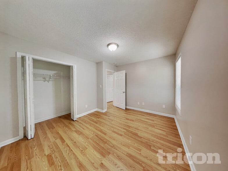 Building Photo - 4112 Zebulon Ave SW