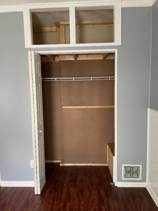 Building Photo - 444 Front St